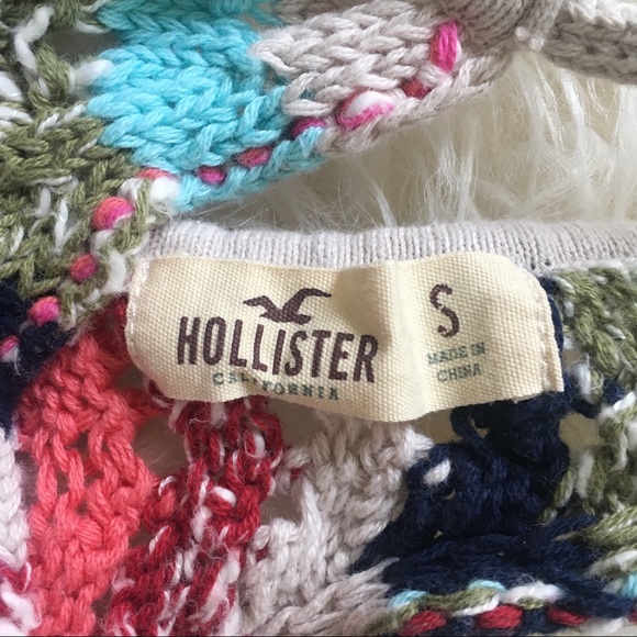 Hollister | boho crochet halter crop top | S - Picture 3 of 5